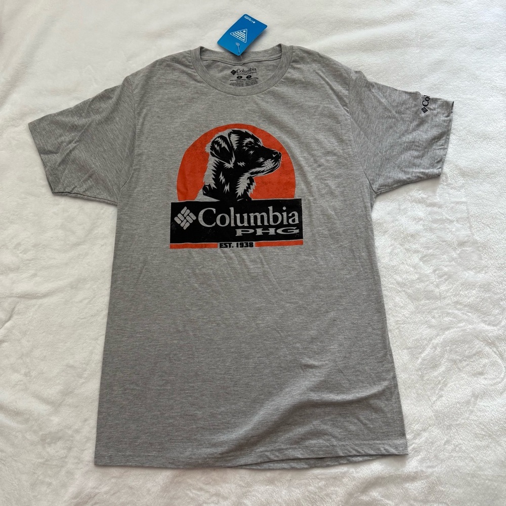 NWT Columbia Men's Gray Graphic T-Shirt